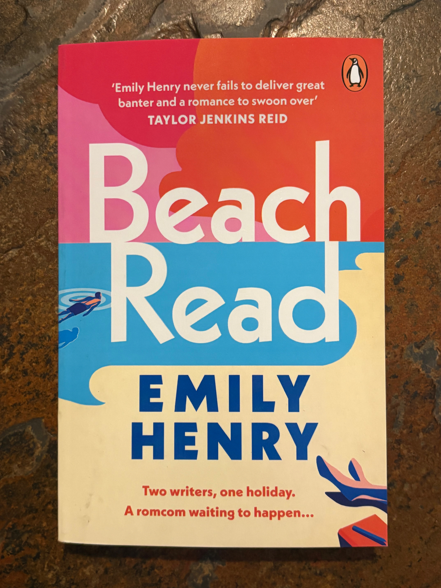 Beach Read by Emily Henry — book cover