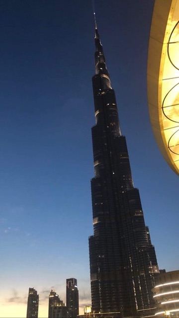 burj at dusk — the tallest thought in the desert. by Din Tanovic, Stockholm photo blog