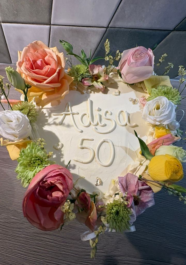 adisa 50 — buttercream, blooms, and half a century of her. by Din Tanovic, Stockholm photo blog